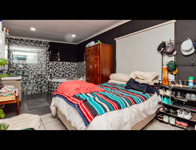 4 BEDROOM HOUSE FOR SALE IN RACEVIEW